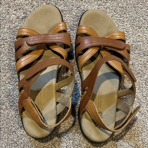 SAS Women’s Comfort Brown Sandals Size 8.5 W